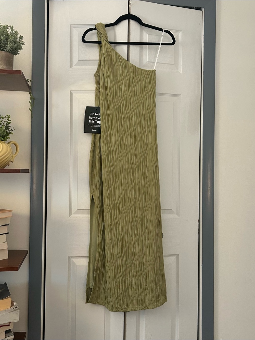 Lulu’s Aristea Light Green Textured One-Shoulder Midi Dress - Picture 3 of 8